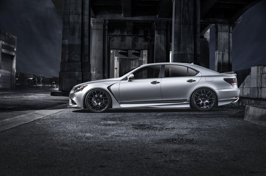 Lexus LS460 F-Sport by Five Axis 2012 года  (фото 3 из 7)